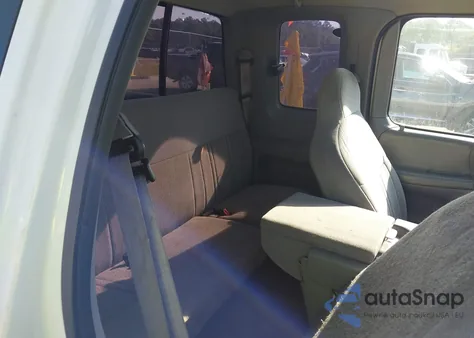 1997 Ford F-150 Lariat/Standard/Xl/Xlt z USA, uszkodzony, nr VIN 1FTDX1763VNC20028